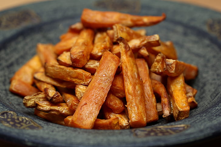 Baked-Sweet-Potato-Chips-Snack-Recipe