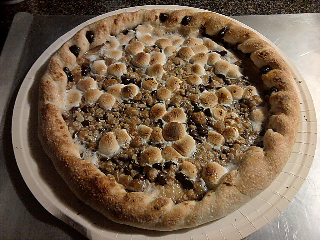 S’mores Dessert Pizza